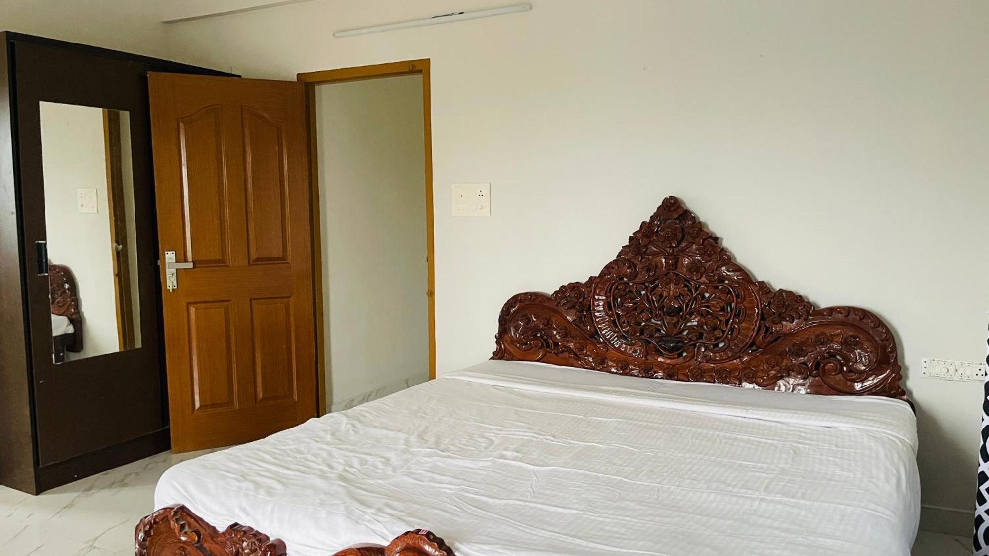 Rajamandiram 3Bhk Ac Apartment In Trivandrum Central Thiruvananthapuram Exteriör bild