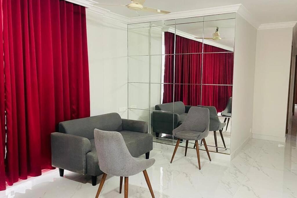 Rajamandiram 3Bhk Ac Apartment In Trivandrum Central Thiruvananthapuram Exteriör bild