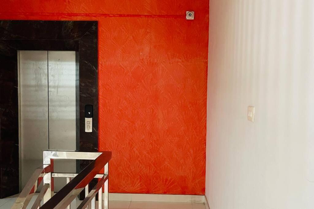 Rajamandiram 3Bhk Ac Apartment In Trivandrum Central Thiruvananthapuram Exteriör bild